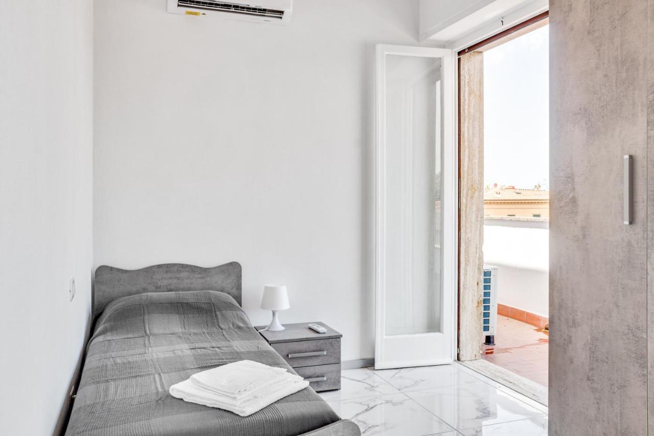 Appartement Modern Attics With Balconies And Panoramic View à Pise Extérieur photo